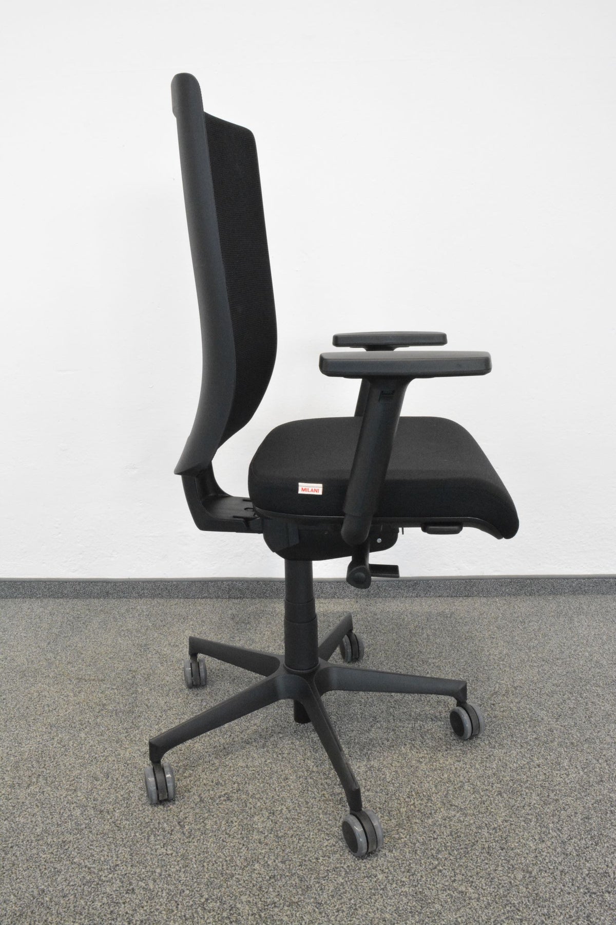 Lex Bürodrehstuhl mit Armlehnen